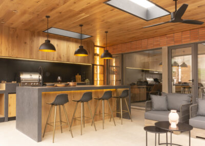 Rveo - Diseño y Construcción - Construcción de quinchos, oficinas y retail