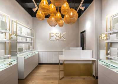 Rveo - Diseño y Construcción - Construcción de quinchos, oficinas y retail