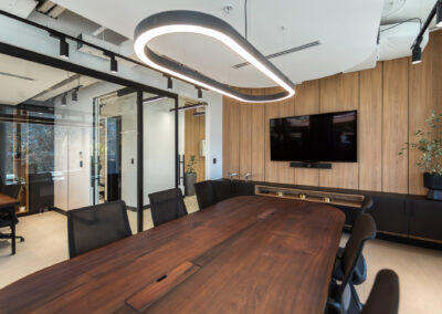 Rveo - Diseño y Construcción - Construcción de quinchos, oficinas y retail